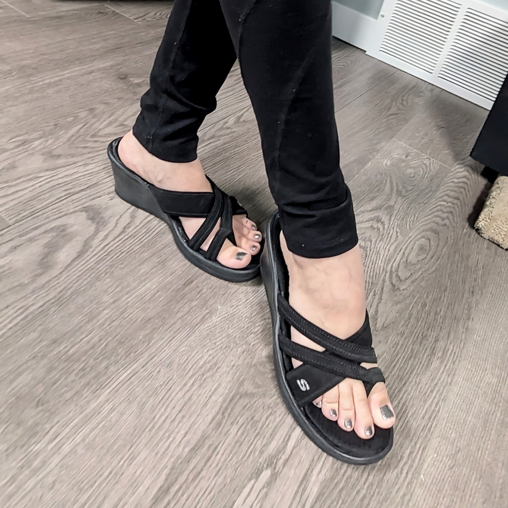 Worn Skechers Black Criss-Cross Wedge Sandals